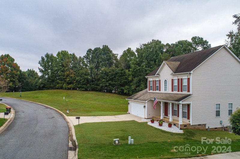 Property image 2 at 525 Saint George Road, Fort Mill, SC 29708