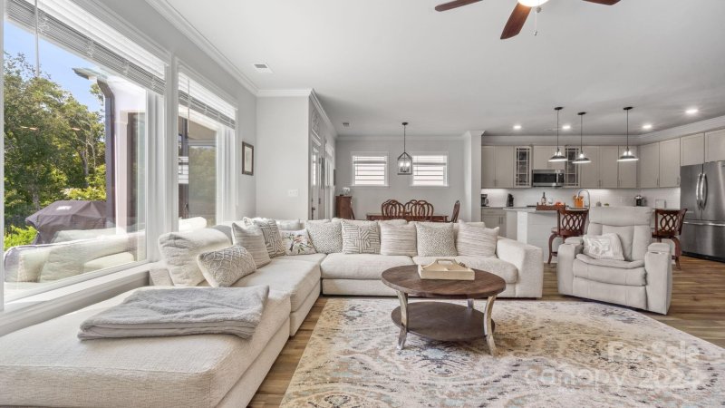 Property image 3 at 6107 Holland Street, Fort Mill, SC 29707