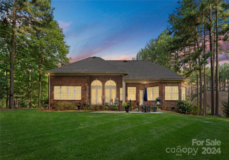 Property image 2 at 8814 Hillstone Court, Sherrills Ford, NC 28673