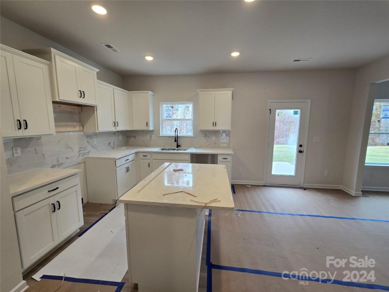 Property image 5 at 8124 Jonagold Lane, Charlotte, NC 28215