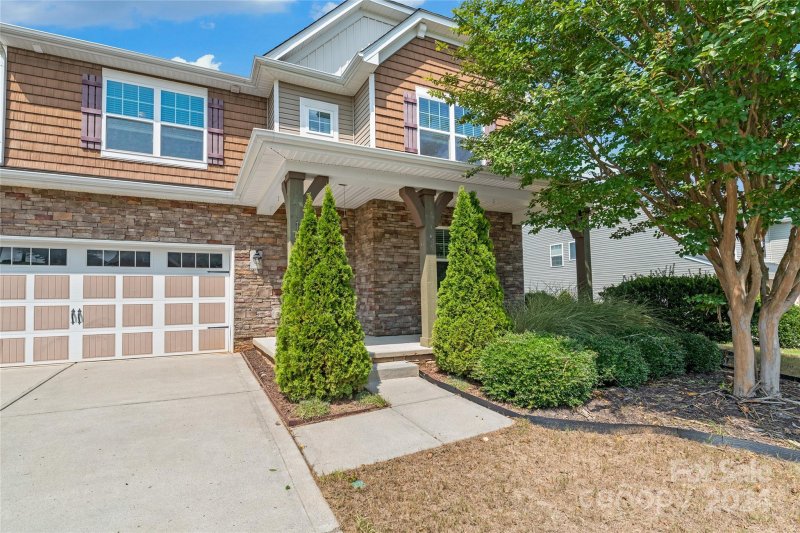 Property image 2 at 152 Chertsey Drive, Mooresville, NC 28115