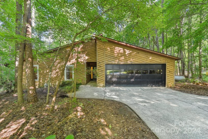 Property image 2 at 3216 Bow Club Trail, Matthews, NC 28104