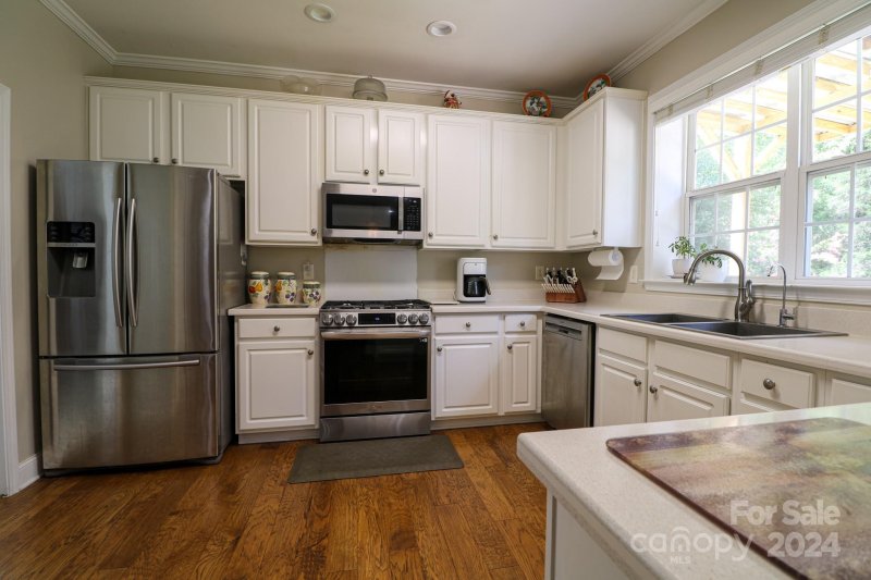 Property image 5 at 5830 Crimson Oak Court, Harrisburg, NC 28075