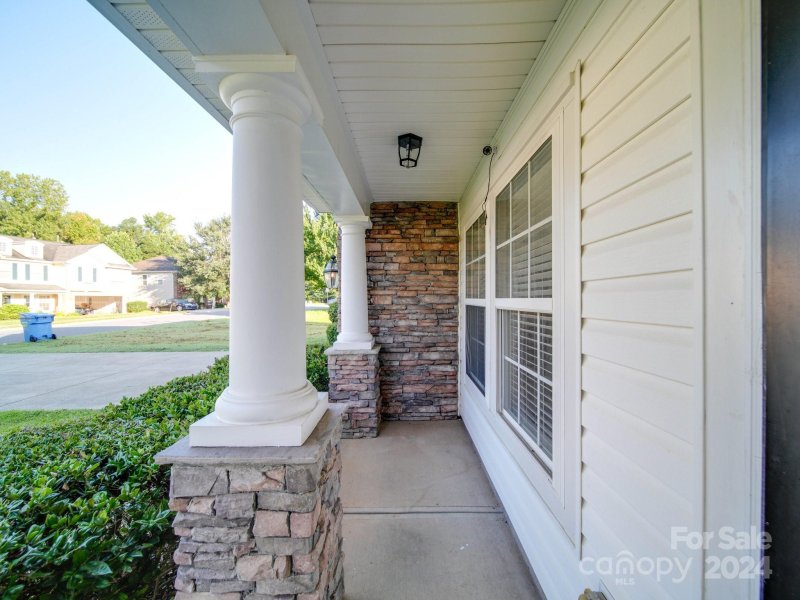Property image 3 at 7710 Brookwood Valley Lane, Mint Hill, NC 28227