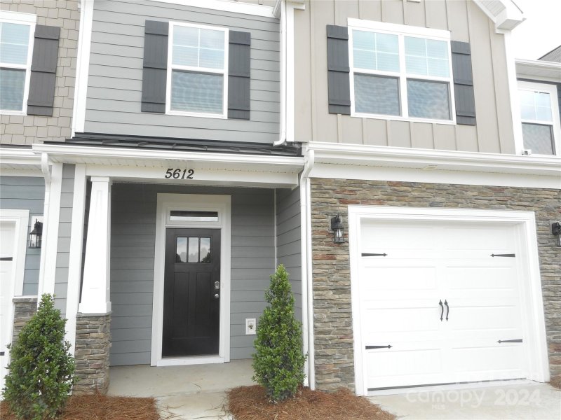 Property image 2 at 5612 Harris Cove Drive, Charlotte, NC 28269