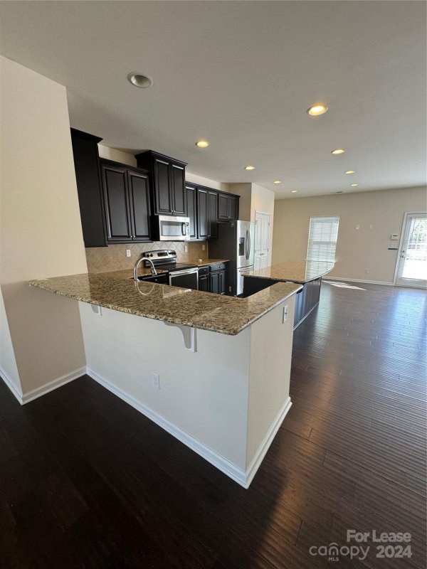 Property image 5 at 1754 Fleetwood Drive, Charlotte, NC 28208