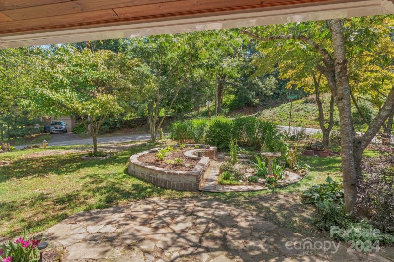 Property image 4 at 74 Lakeside Drive, Asheville, NC 28806
