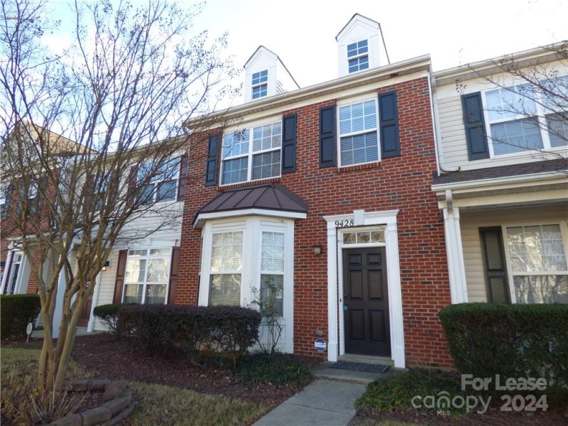 9428 Rosewood Meadow Lane