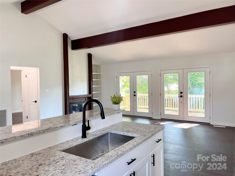 Property image 3 at 5268 Stonewood Drive, Hickory, NC 28602