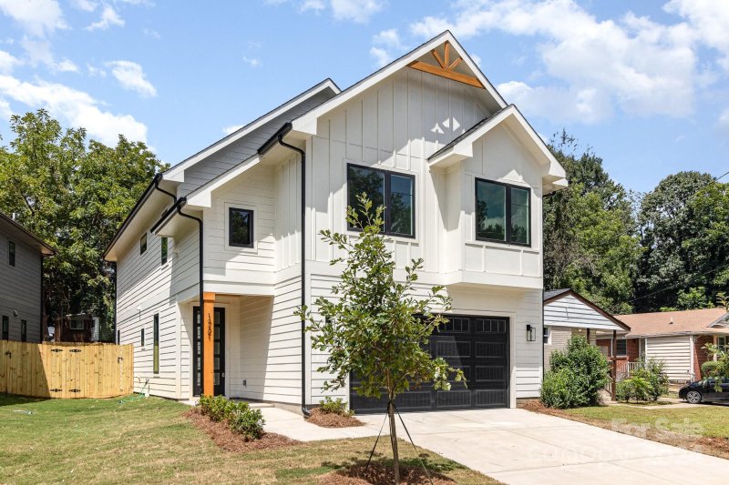 Property image 2 at 1721 Jennings Street, Charlotte, NC 28216