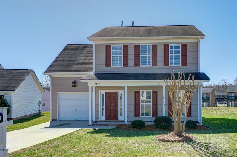 Property image 2 at 2034 Wexford Way, Statesville, NC 28625