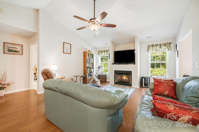 Property image 4 at 109 Sunny Meadows Boulevard, Arden, NC 28704