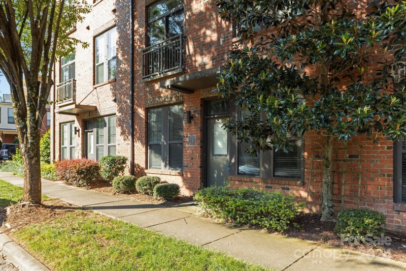 Property image 2 at 3243 Noda Boulevard, Charlotte, NC 28205