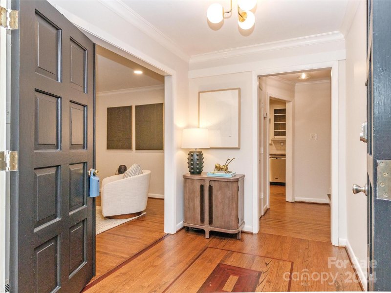 Property image 5 at 4123 Wall Street, Charlotte, NC 28209