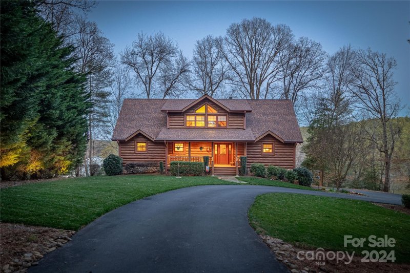 Property image 2 at 100 Pier Point Drive, Connelly Springs, NC 28612