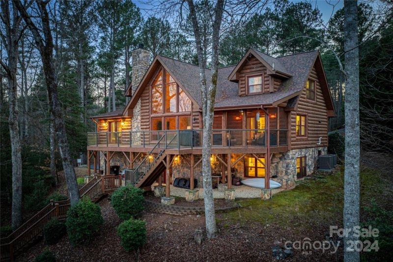 Property image 3 at 100 Pier Point Drive, Connelly Springs, NC 28612