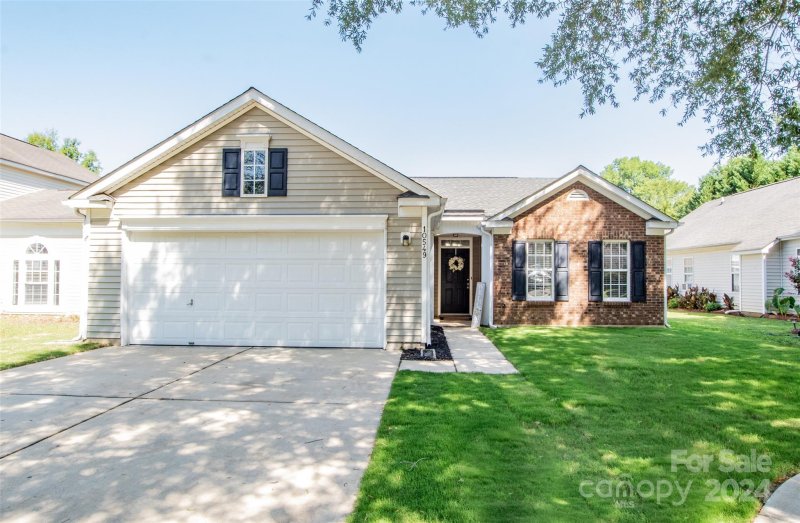 Property image 5 at 10549 Glory Meadow Court, Charlotte, NC 28278