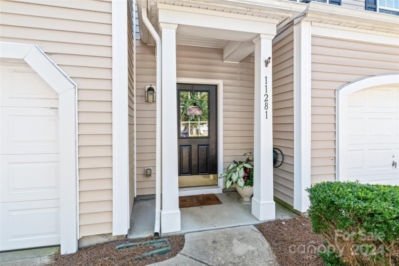 Property image 2 at 11281 Lions Mane Street, Charlotte, NC 28273