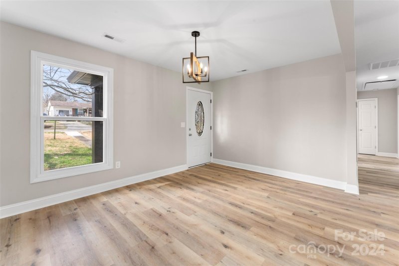 Property image 4 at 516 Annex Avenue, Kannapolis, NC 28083