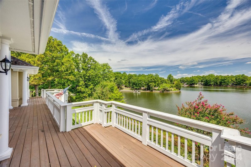 Property image 3 at 11 Hamilton Woods Court, Clover, SC 29710