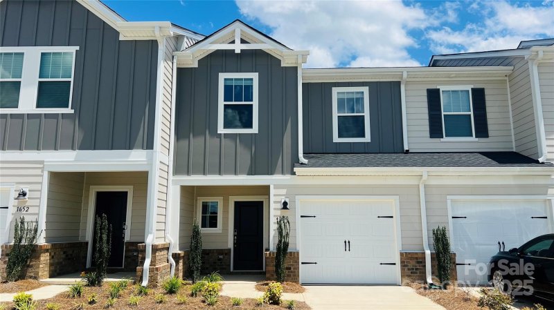 1650 Village Grove Lane