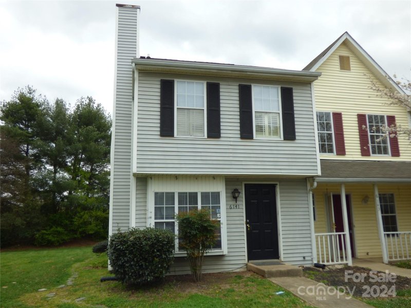 6141 Windsor Gate Lane