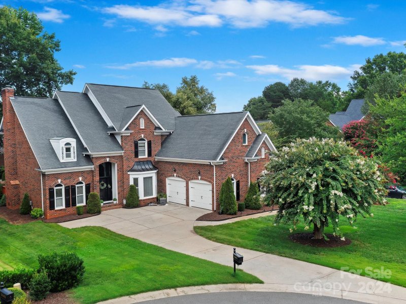 Property image 2 at 8611 Excalibur Way, Huntersville, NC 28078