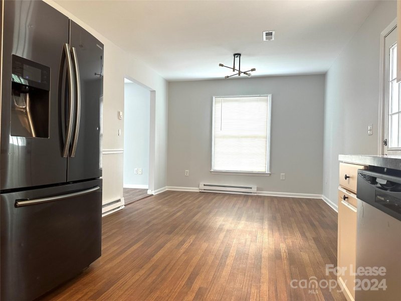 Property image 4 at 3327 Woodleaf Road, Charlotte, NC 28205