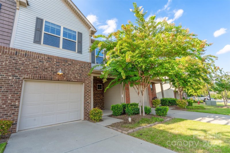 Property image 2 at 8019 Scarlet Oak Terrace, Fort Mill, SC 29707