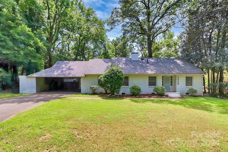 Property image 2 at 5406 Wales Street, Charlotte, NC 28269