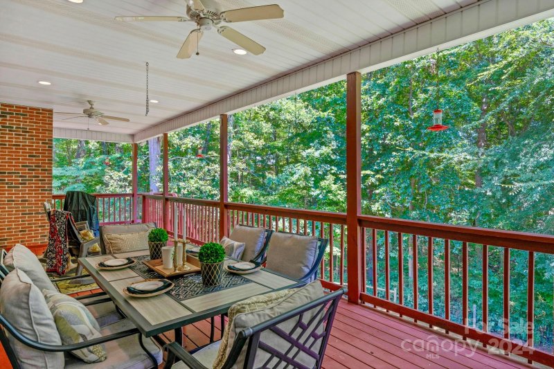 Property image 3 at 721 Rocky Ridge Court, York, SC 29745