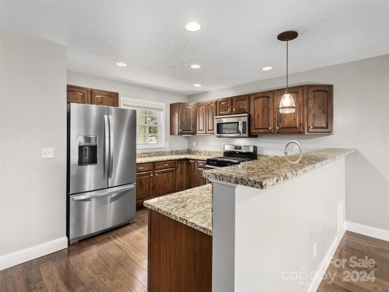 Property image 4 at 49 Rotunda Circle, Asheville, NC 28806