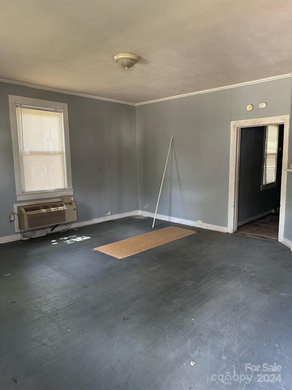 Property image 4 at 317 S King Street, Gastonia, NC 28052