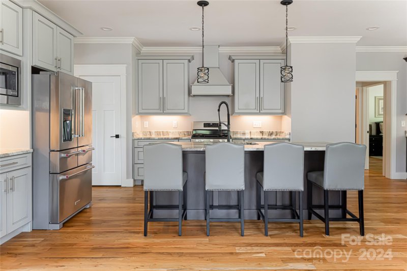 Property image 3 at 13 Shaker Court, Asheville, NC 28805