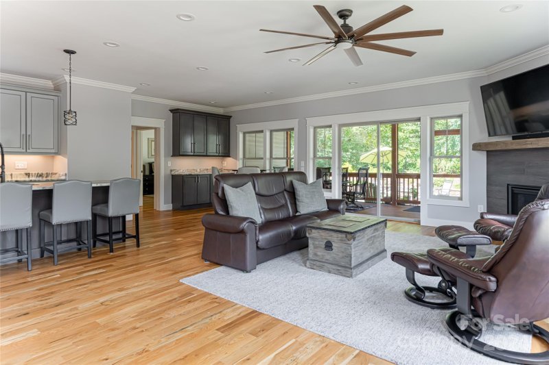 Property image 4 at 13 Shaker Court, Asheville, NC 28805