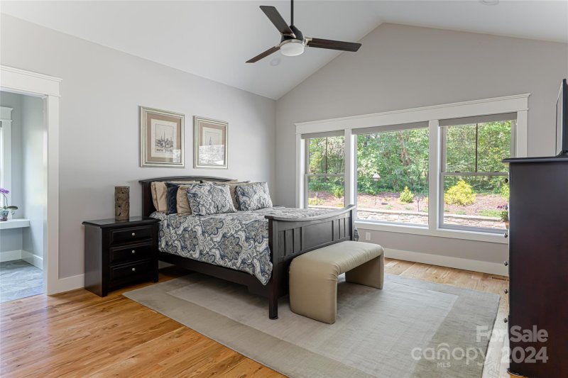 Property image 5 at 13 Shaker Court, Asheville, NC 28805