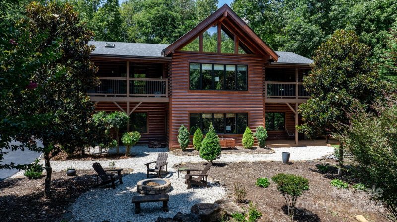 216 Double Eagle Drive