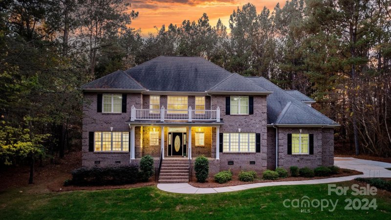 4619 River Hills Drive