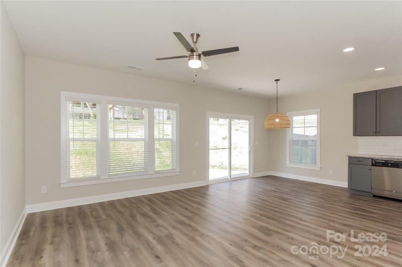 Property image 3 at 501 Owen Boulevard, Charlotte, NC 28213