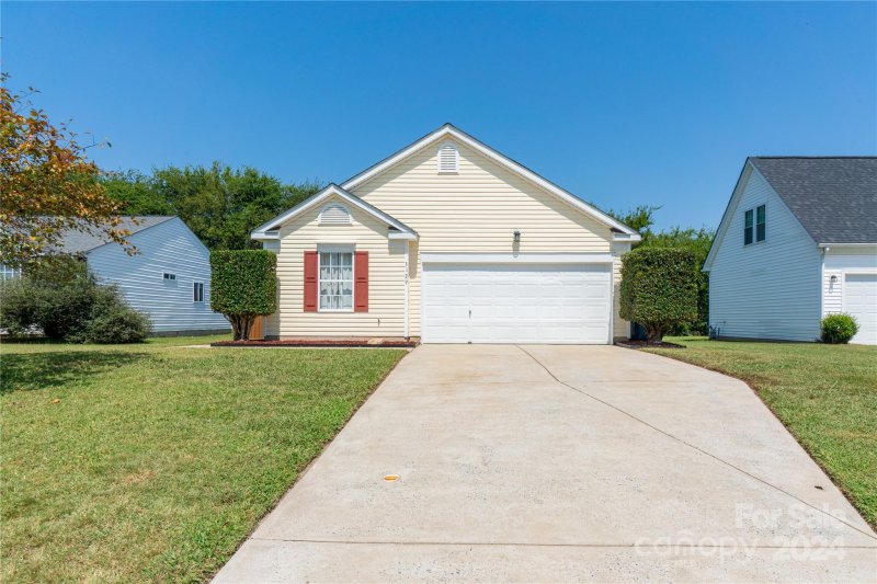 3129 Hawick Commons Drive