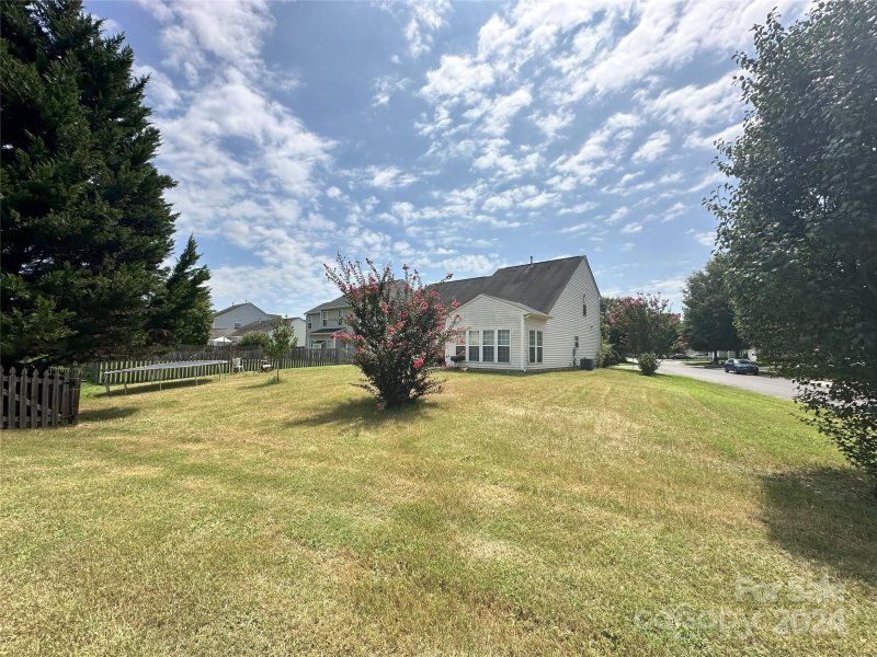 Property image 4 at 156 Crestwood Drive, Mount Holly, NC 28120