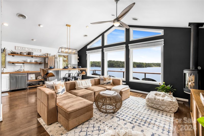 Property image 5 at 8799 Popular Lane, Sherrills Ford, NC 28673