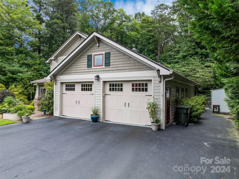 Property image 4 at 213 Solomons Cove Road, Flat Rock, NC 28731