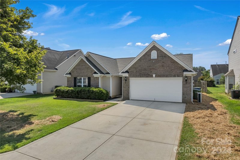 Property image 2 at 145 Crestwood Drive, Mount Holly, NC 28120