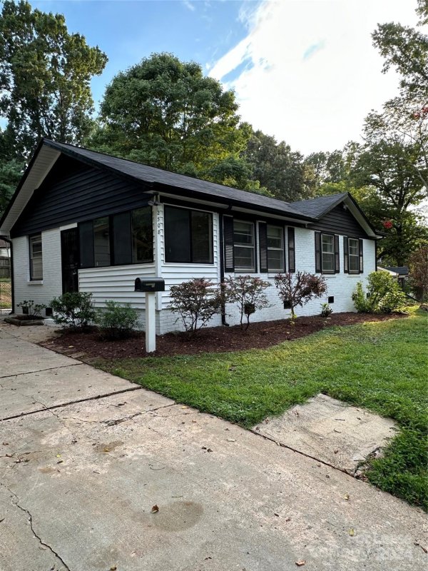 Property image 2 at 2508 Dora Drive, Charlotte, NC 28215