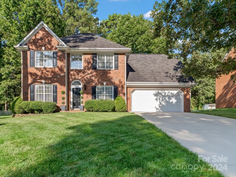 Property image 2 at 2811 Bathgate Lane, Matthews, NC 28105