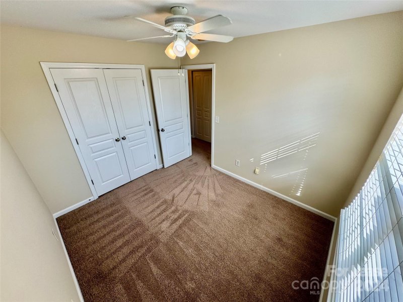 Property image 4 at 1049 Woodglen Lane, Matthews, NC 28104