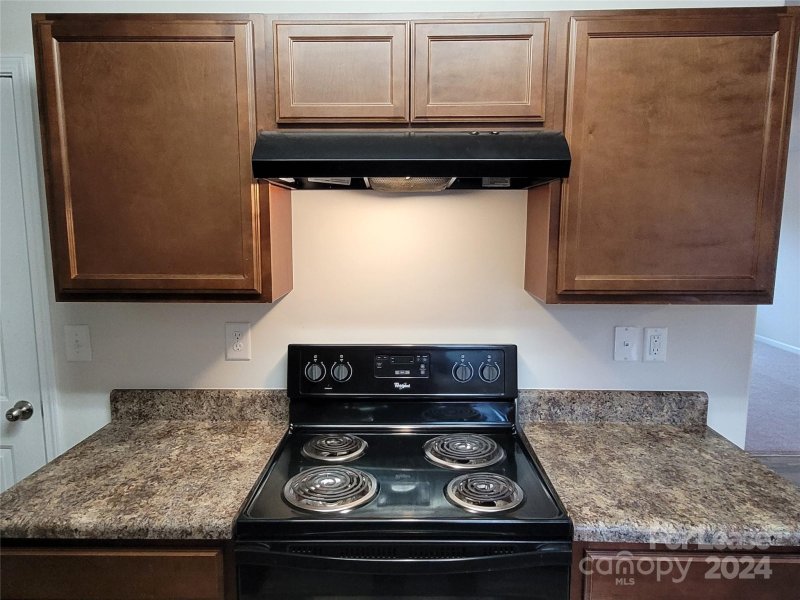 Property image 2 at 2121 Pinnacle View Drive, Kings Mountain, NC 28086