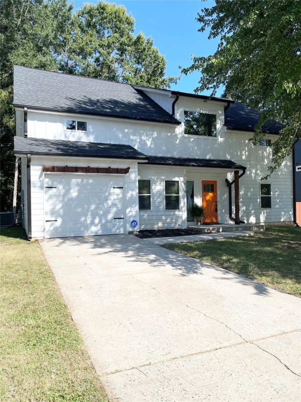 Property image 2 at 11616 Calgary Drive, Charlotte, NC 28215