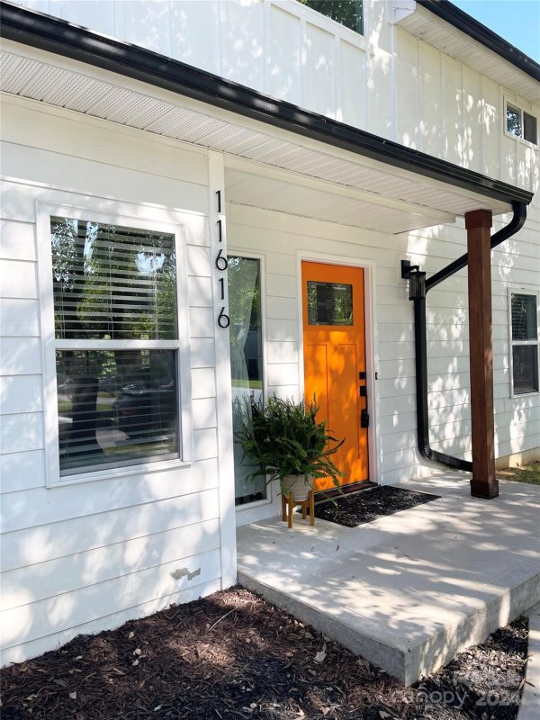 Property image 3 at 11616 Calgary Drive, Charlotte, NC 28215